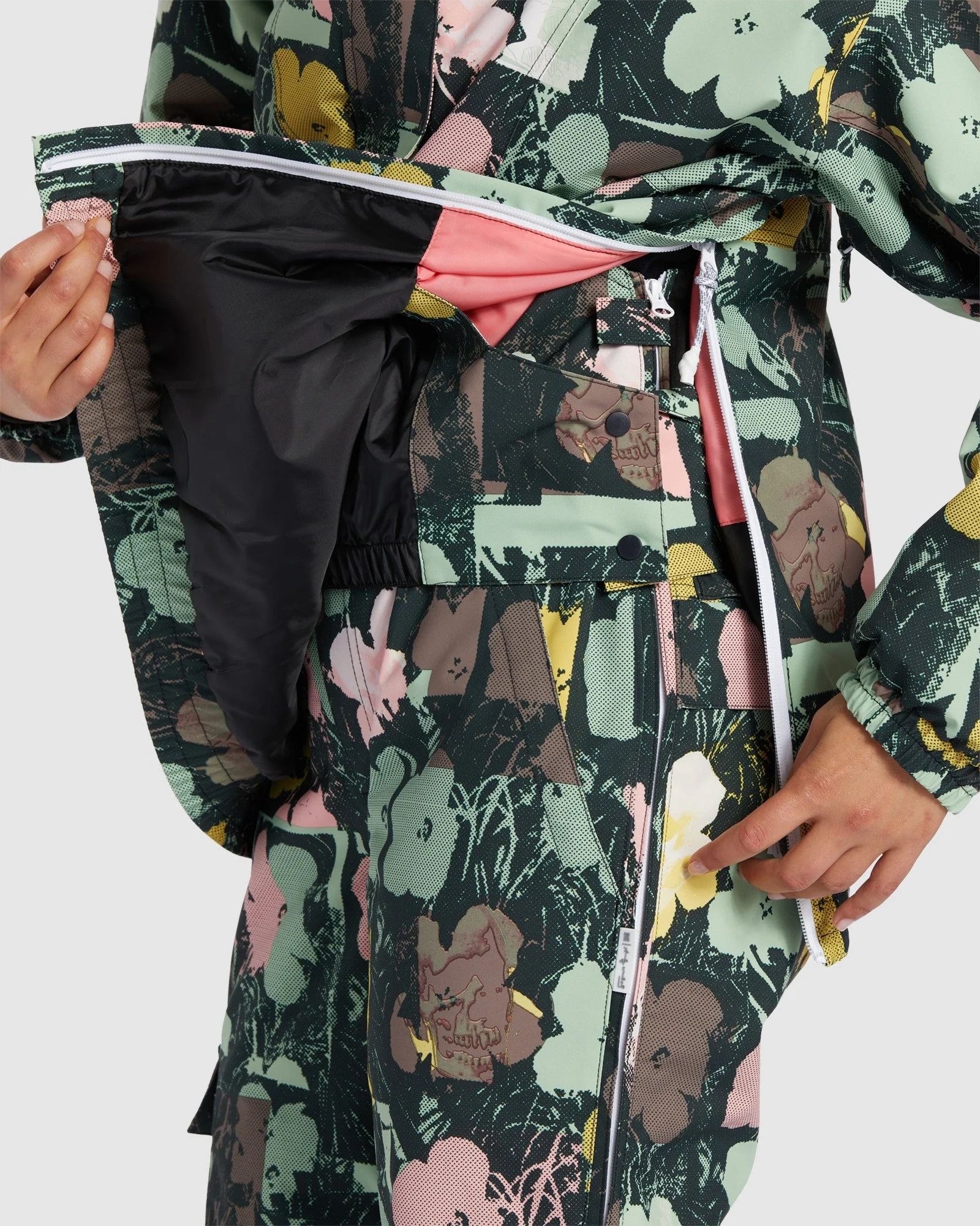 Womens Andy Warhol Chalet Anorak Snow Jacket - Image 7