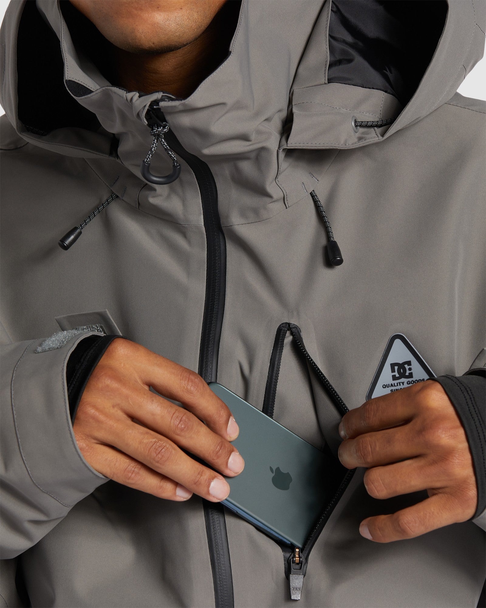 Mens Basis 30K Snow Jacket - Image 5