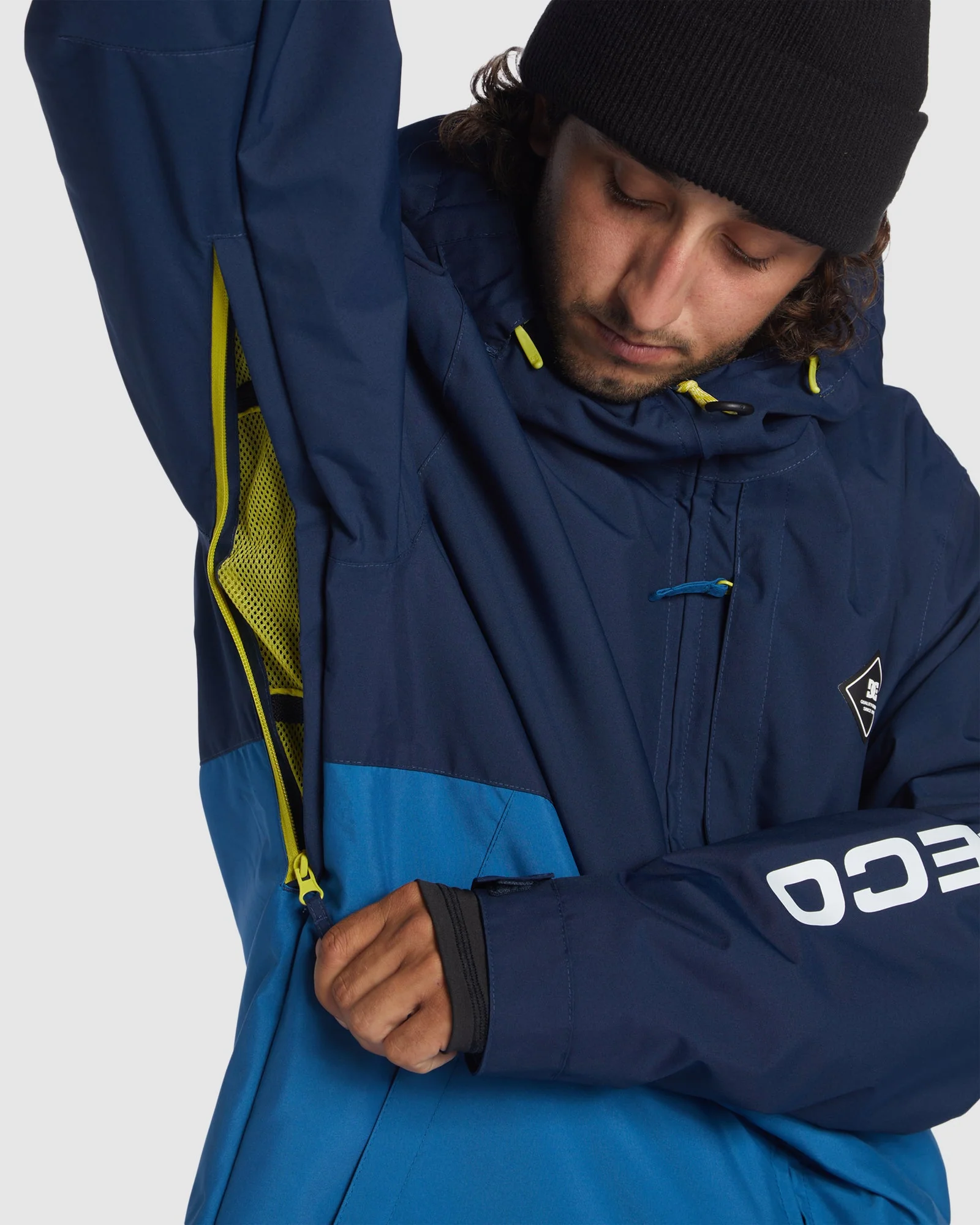 Mens Basis Snow Jacket - Image 4