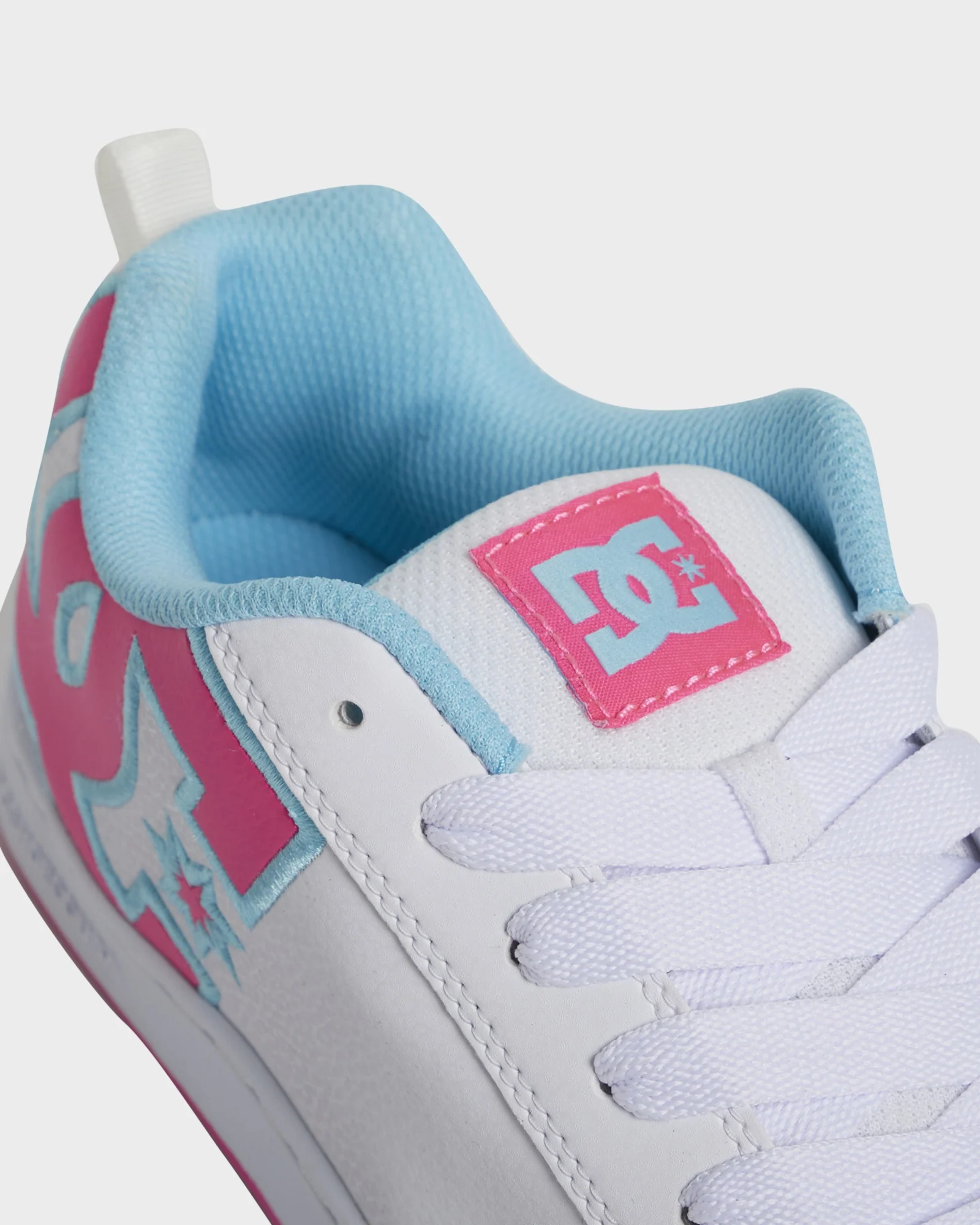 Womens Court Graffik Skate Shoes - Image 6