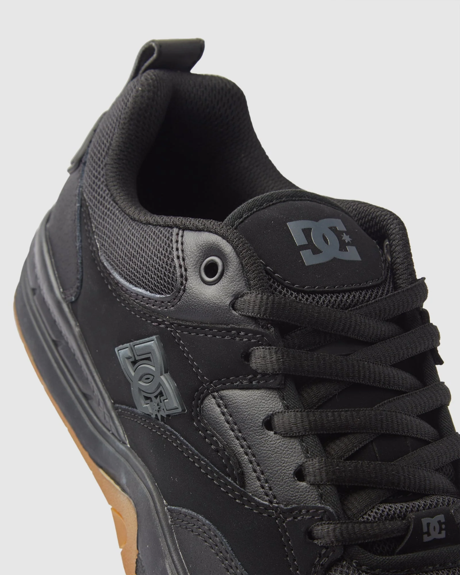 Mens DC Ascend Sneakers - Image 3