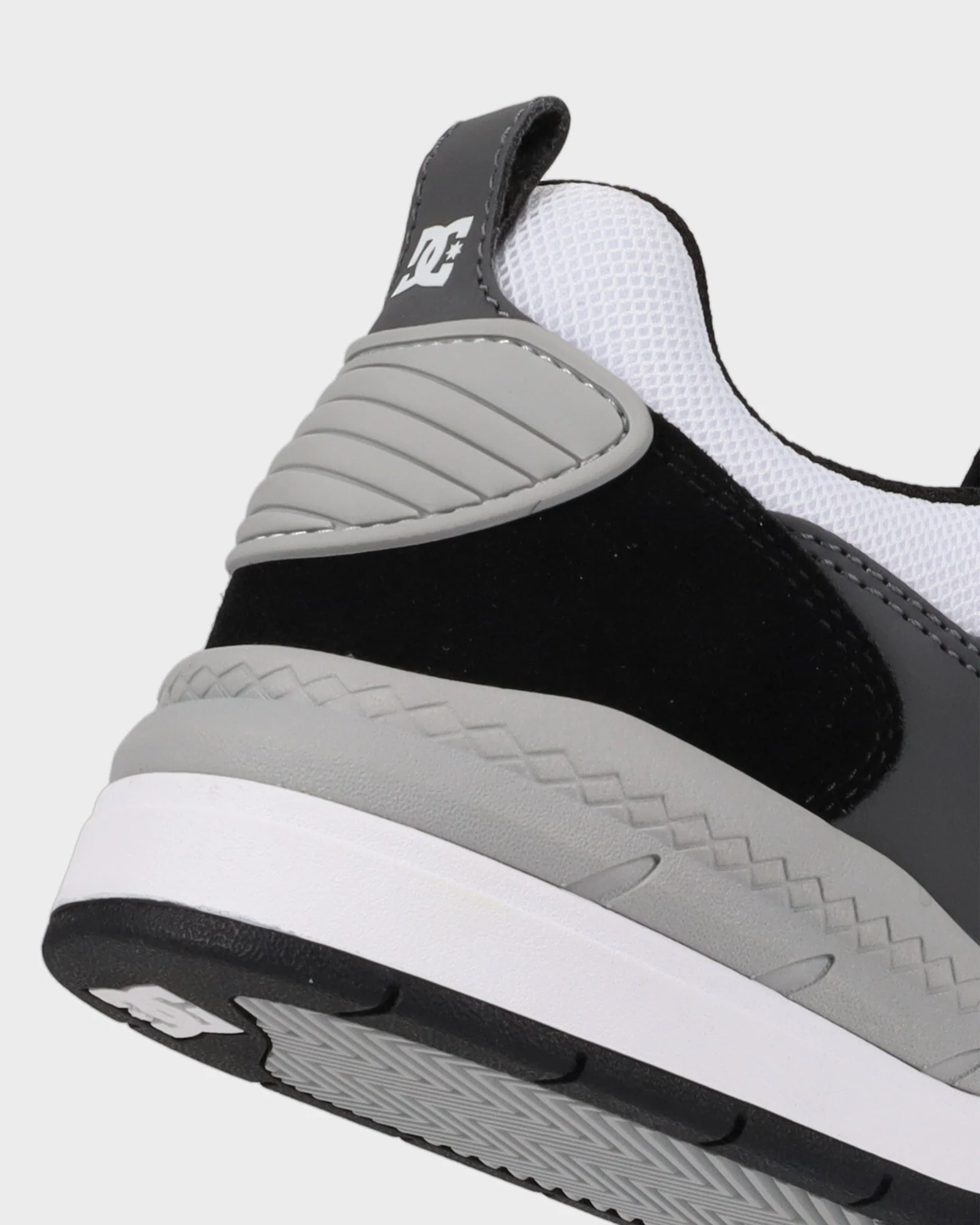 Mens DC Ascend Skate Shoes - Image 9