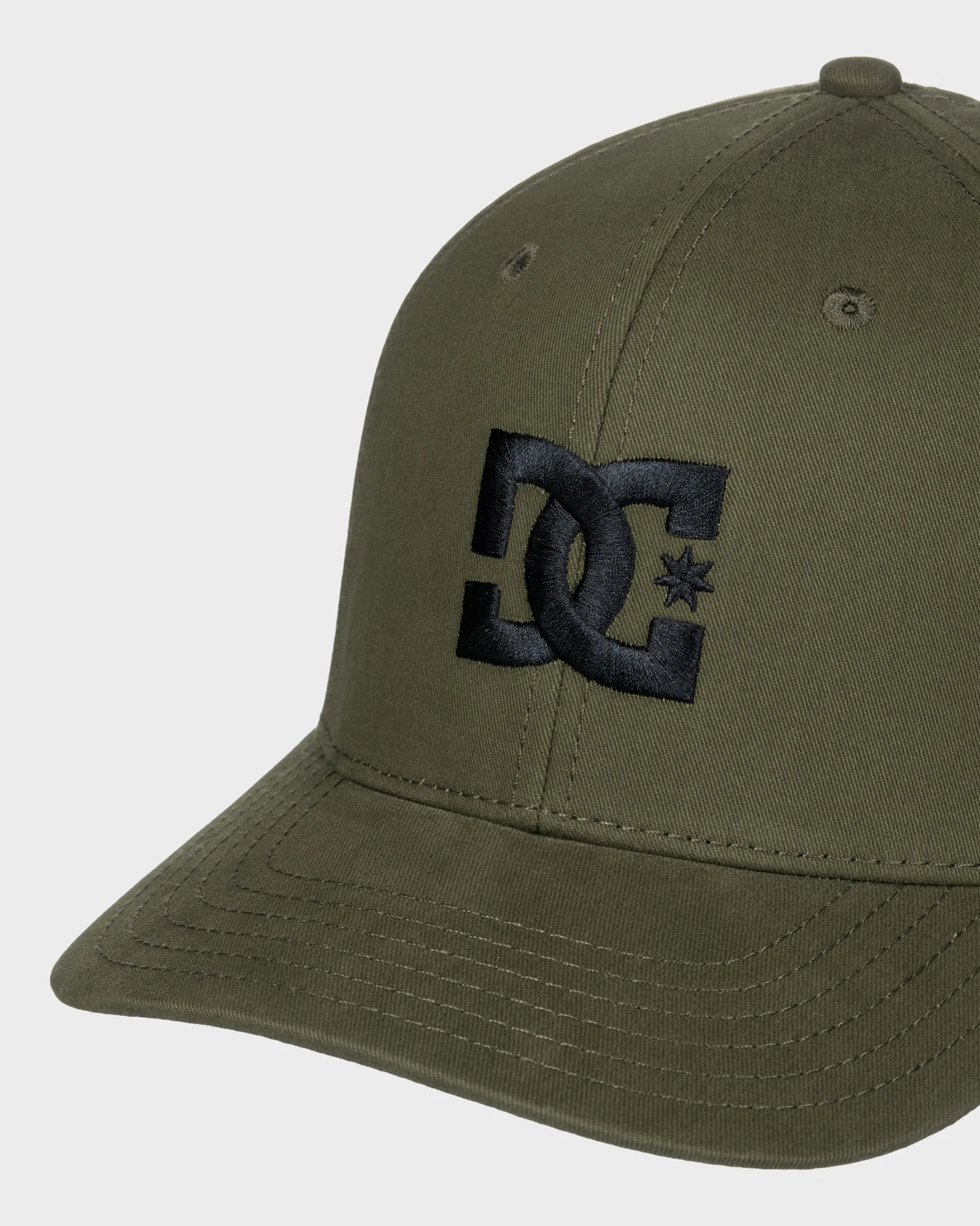 Mens DC Cap Star Flexfit Cap - Image 4