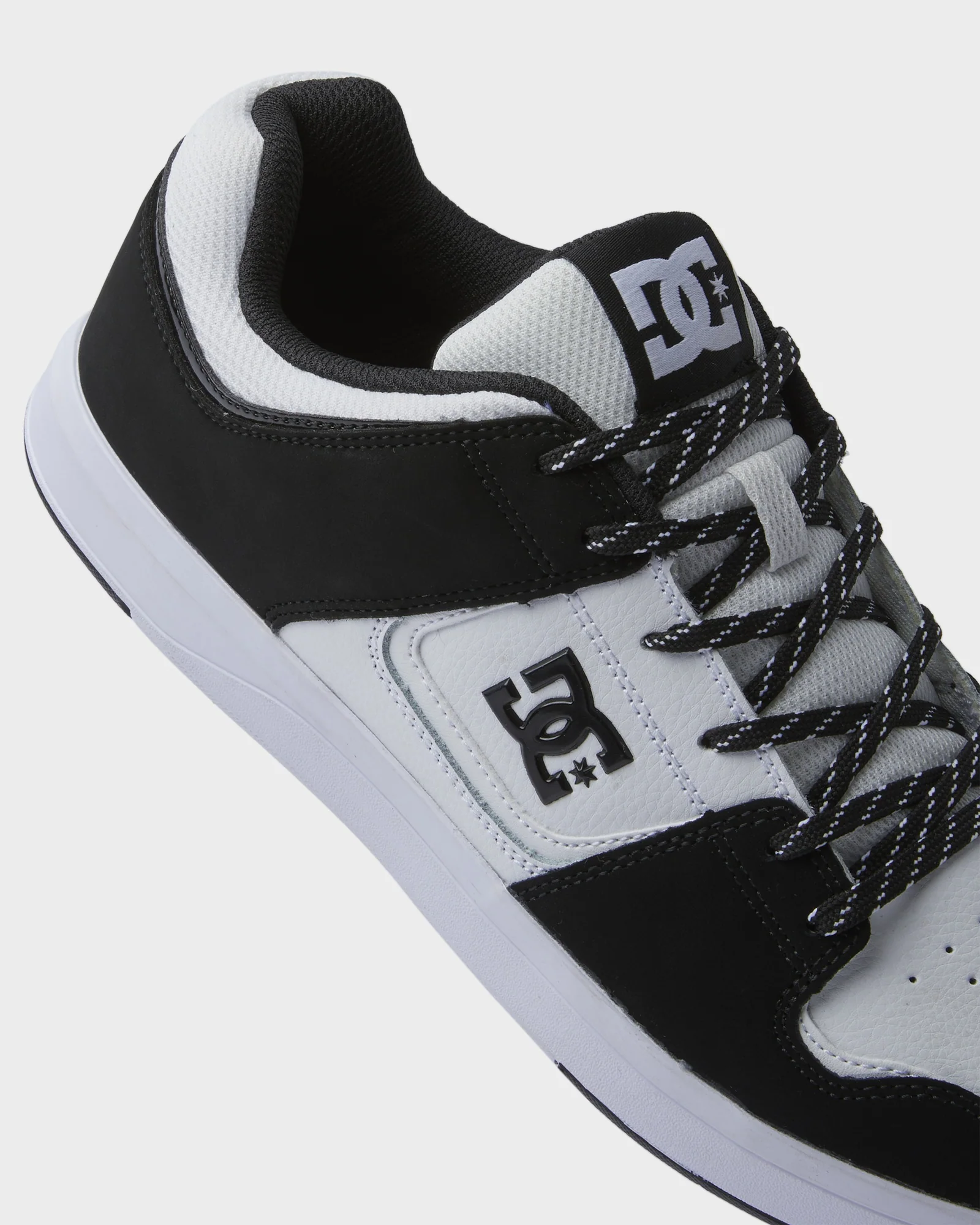 Mens DC Shoes Skate Shoes - Image 7