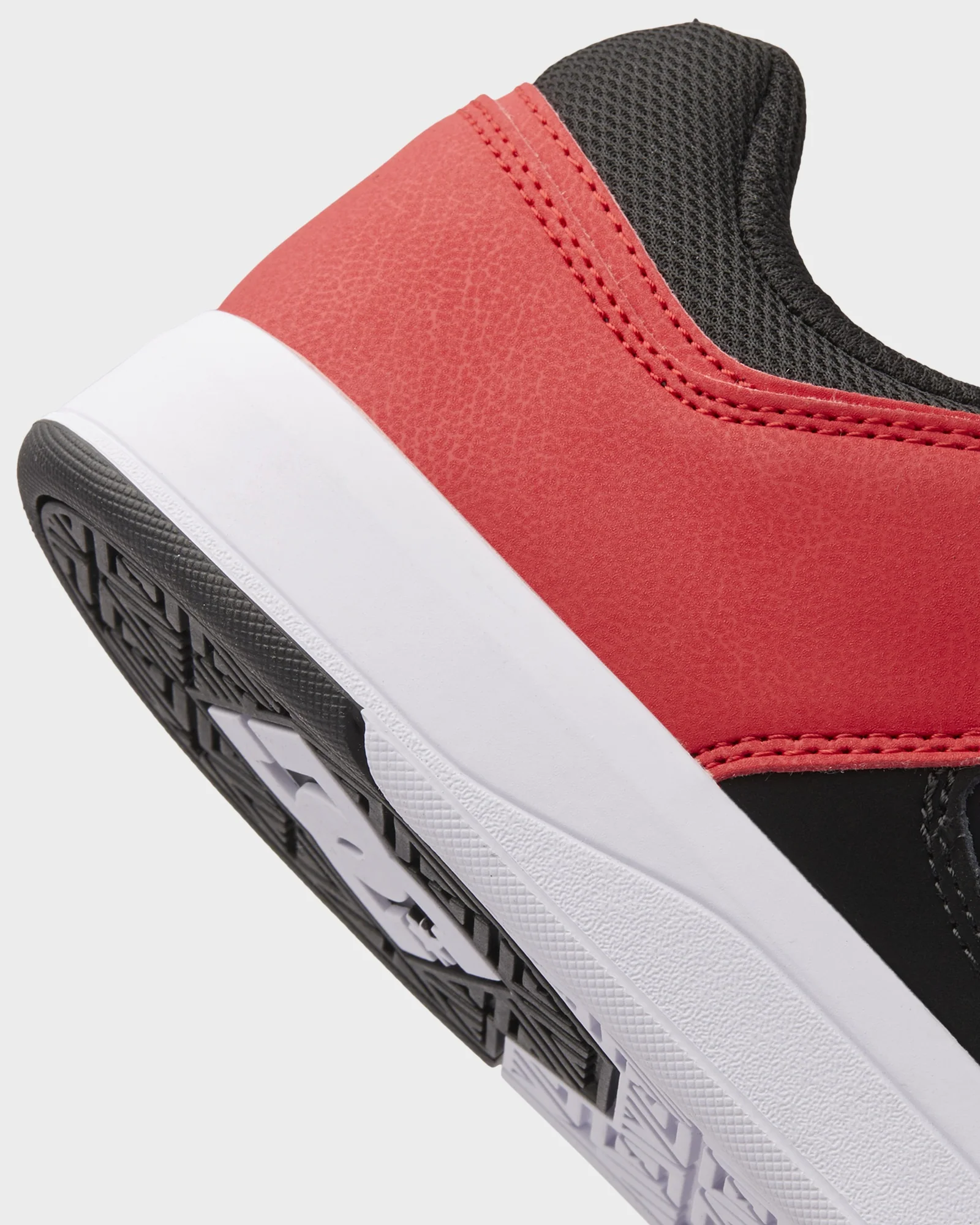 Mens DC Shoes Skate Shoes - Image 8