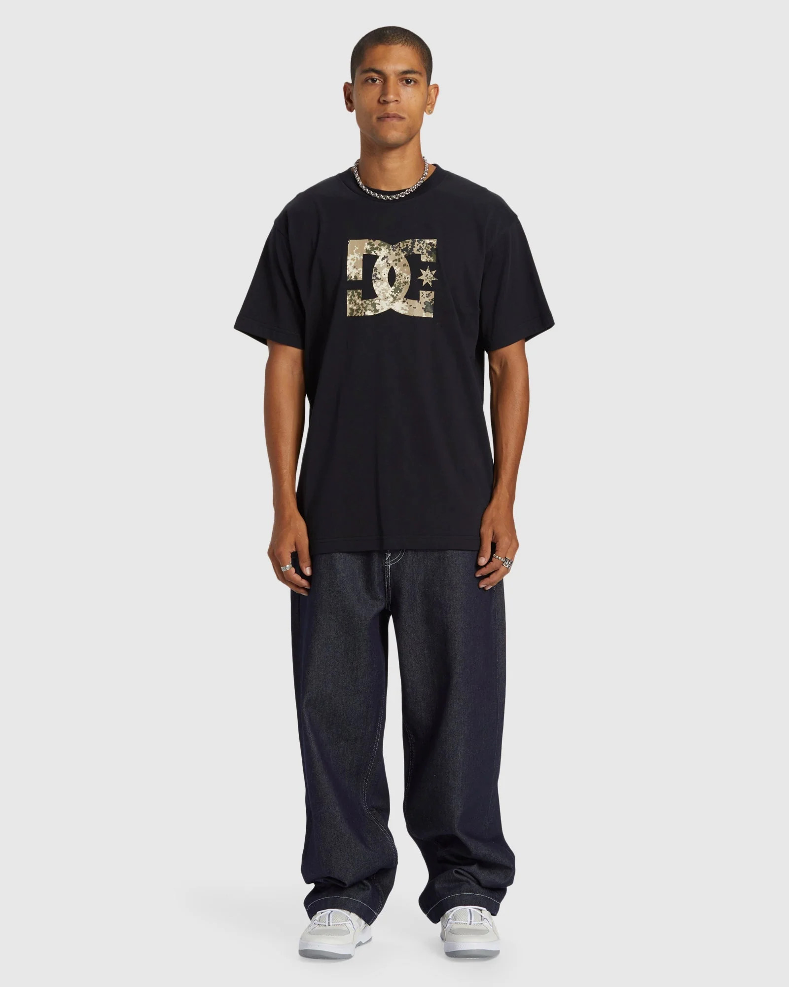 Mens DC Star Fill Heritage Short Sleeve T-Shirt - Image 5