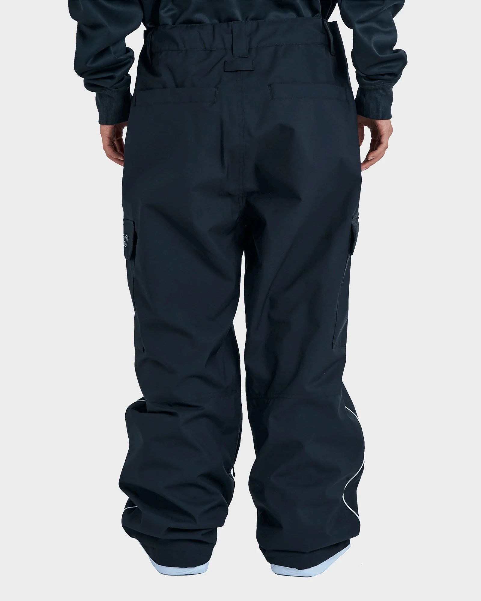 Mens Wide Cargo Snow Pants - Image 2