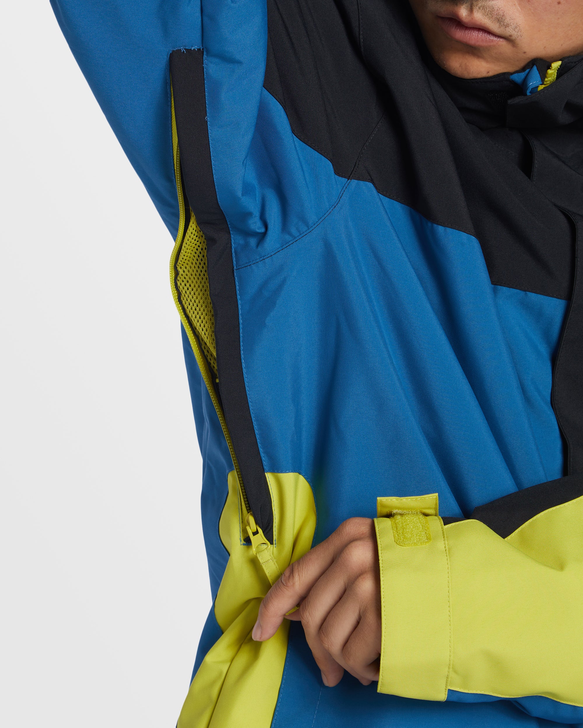 Mens Defiant Jacket - Image 6