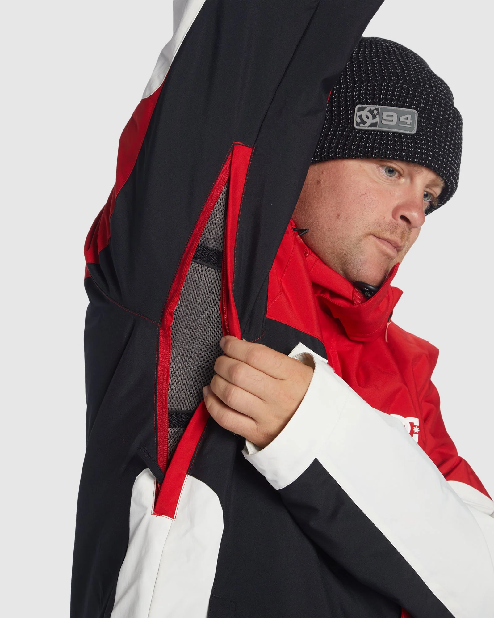 Men's Defiant Snow Jacket - Image 4