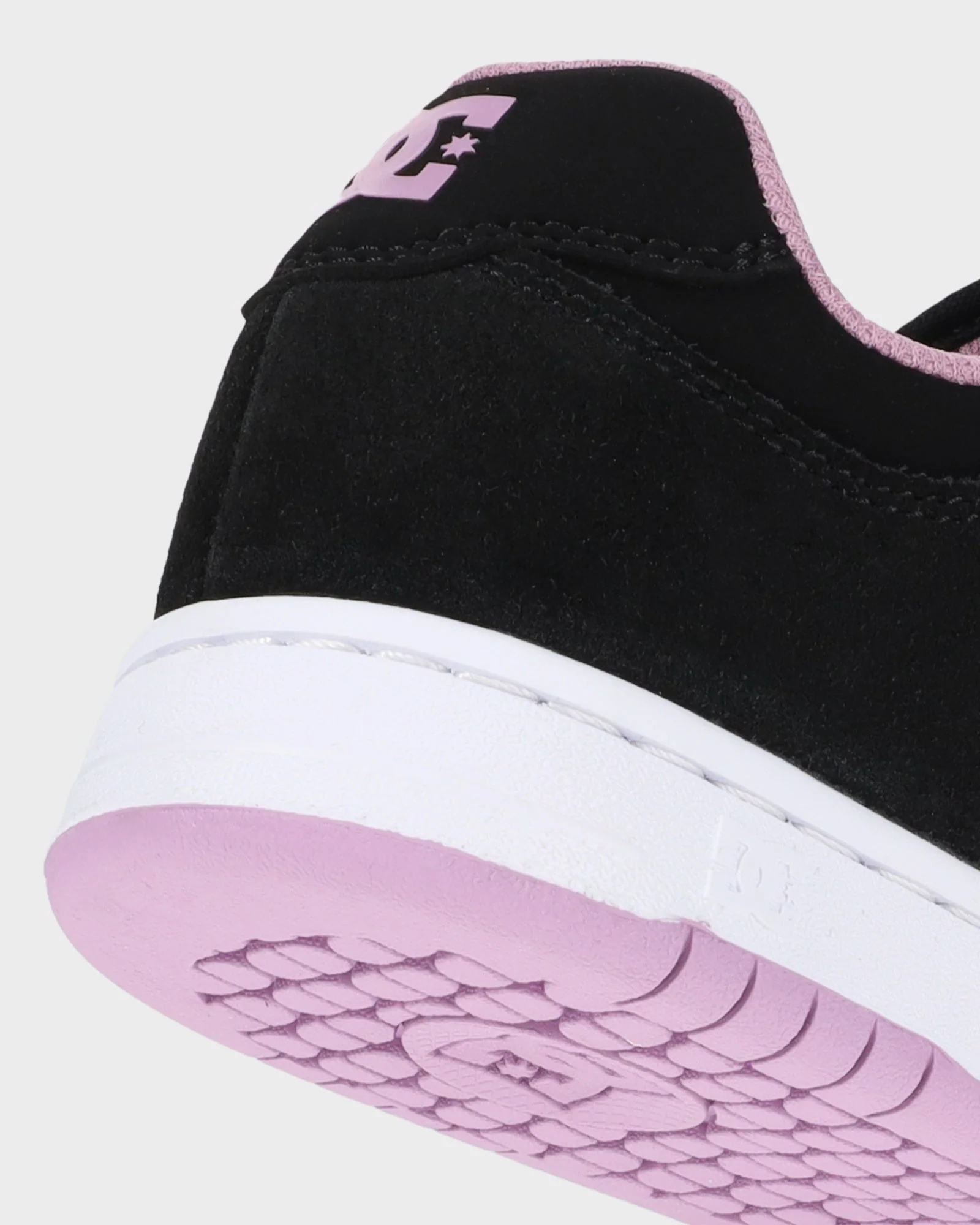Womens Manteca 4 Skate Shoes - Image 7