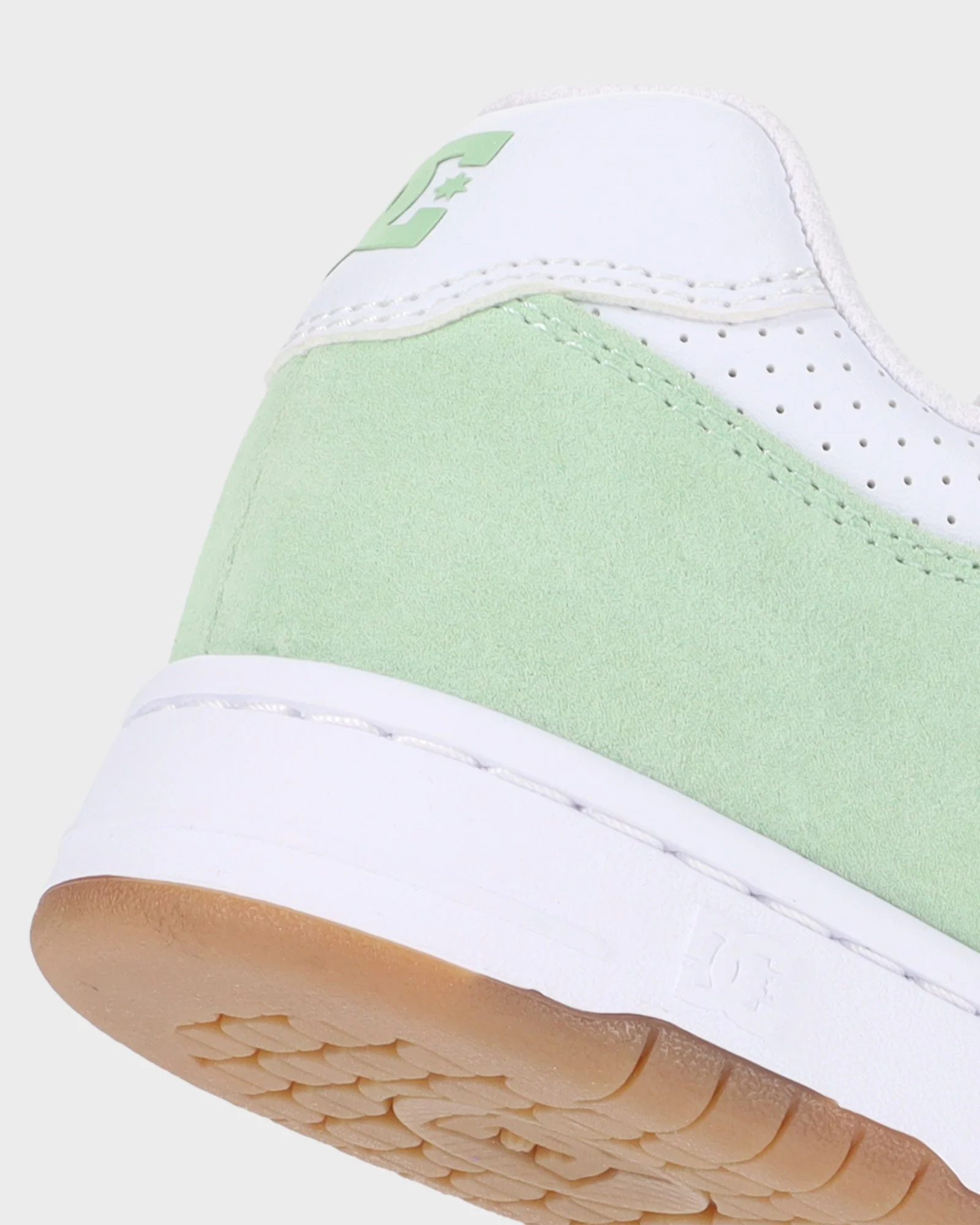 Womens Manteca 4 Skate Shoes - Image 8