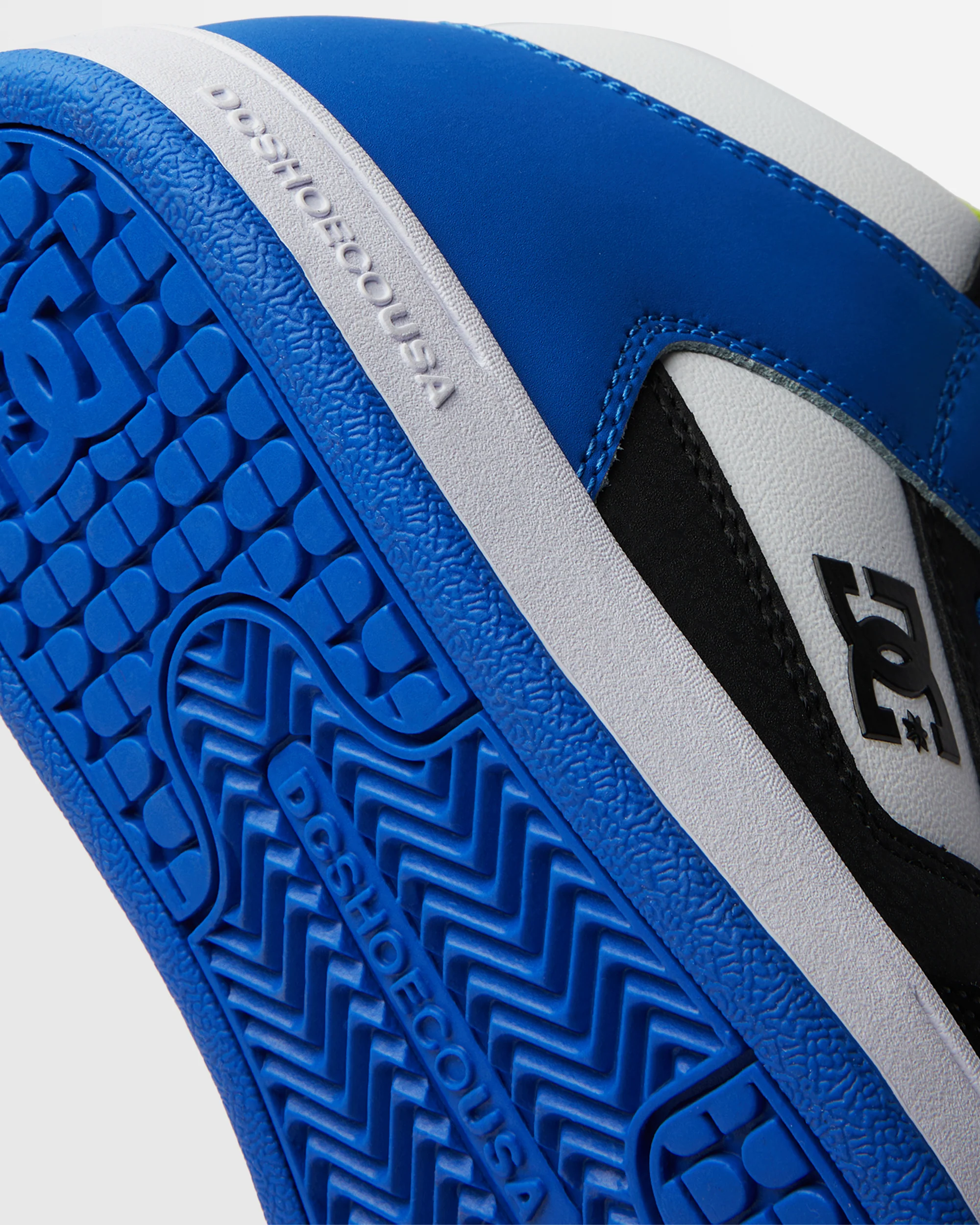 Kids Manteca 4 V High Skate Shoes - Image 3