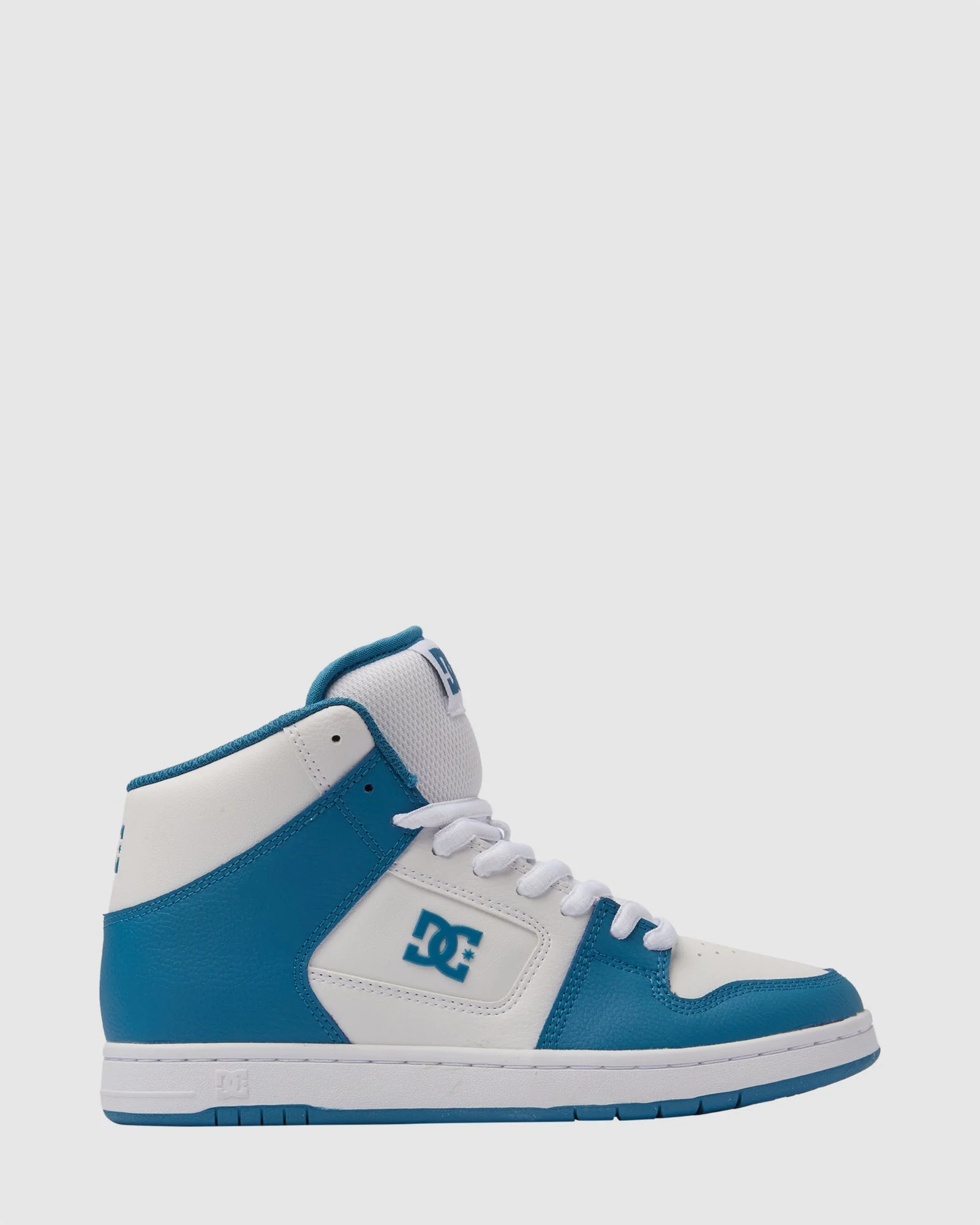Womens Manteca 4 HI Shoes - Image 2