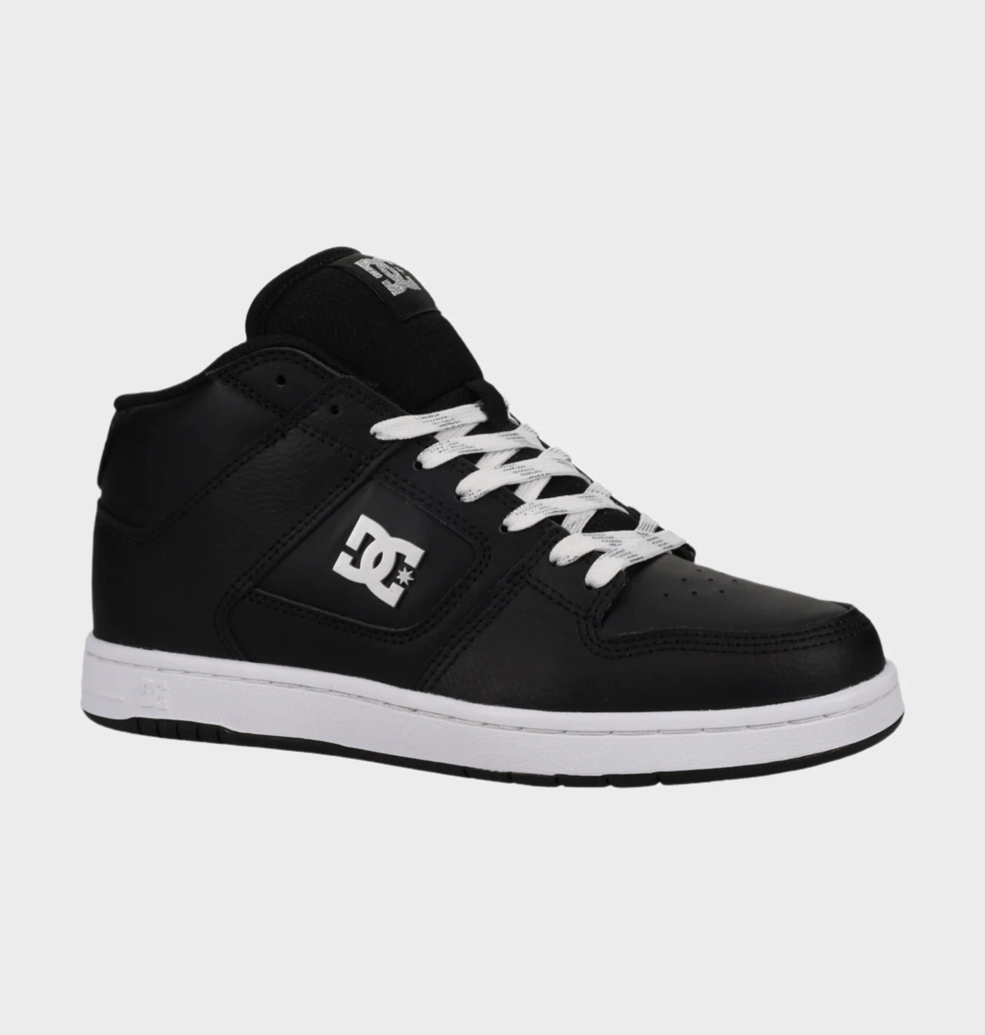 Womens Manteca 4 Mid Skate Shoes