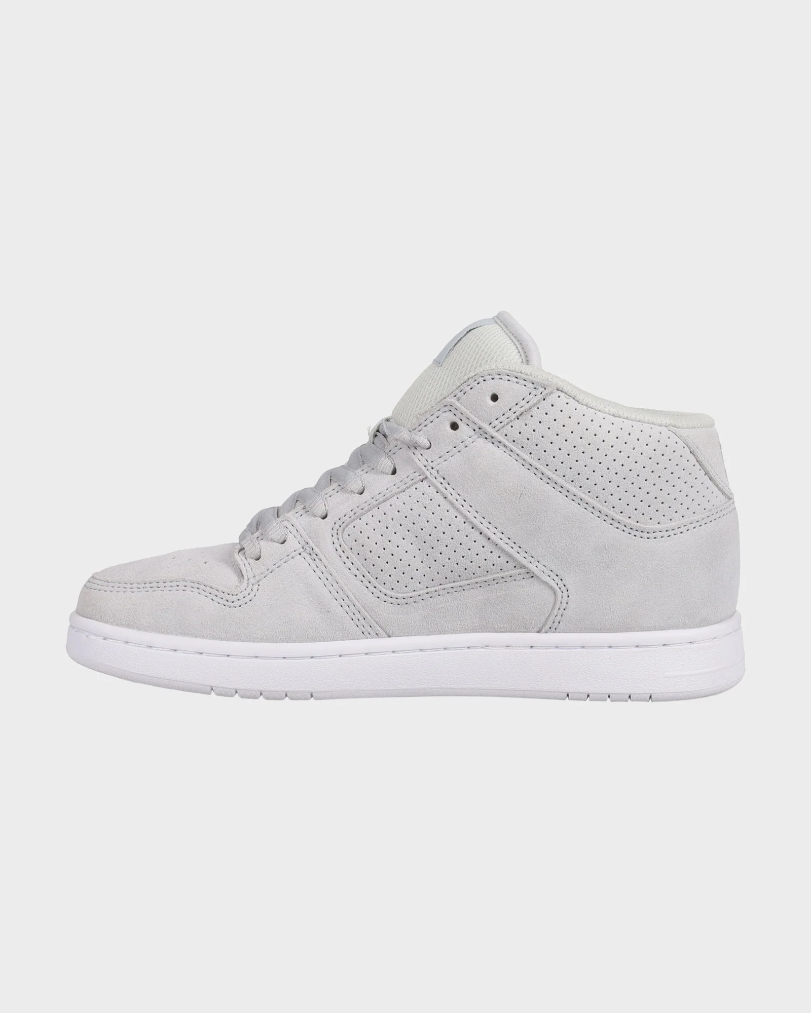 Womens Manteca Mid Skate Shoes - Image 3