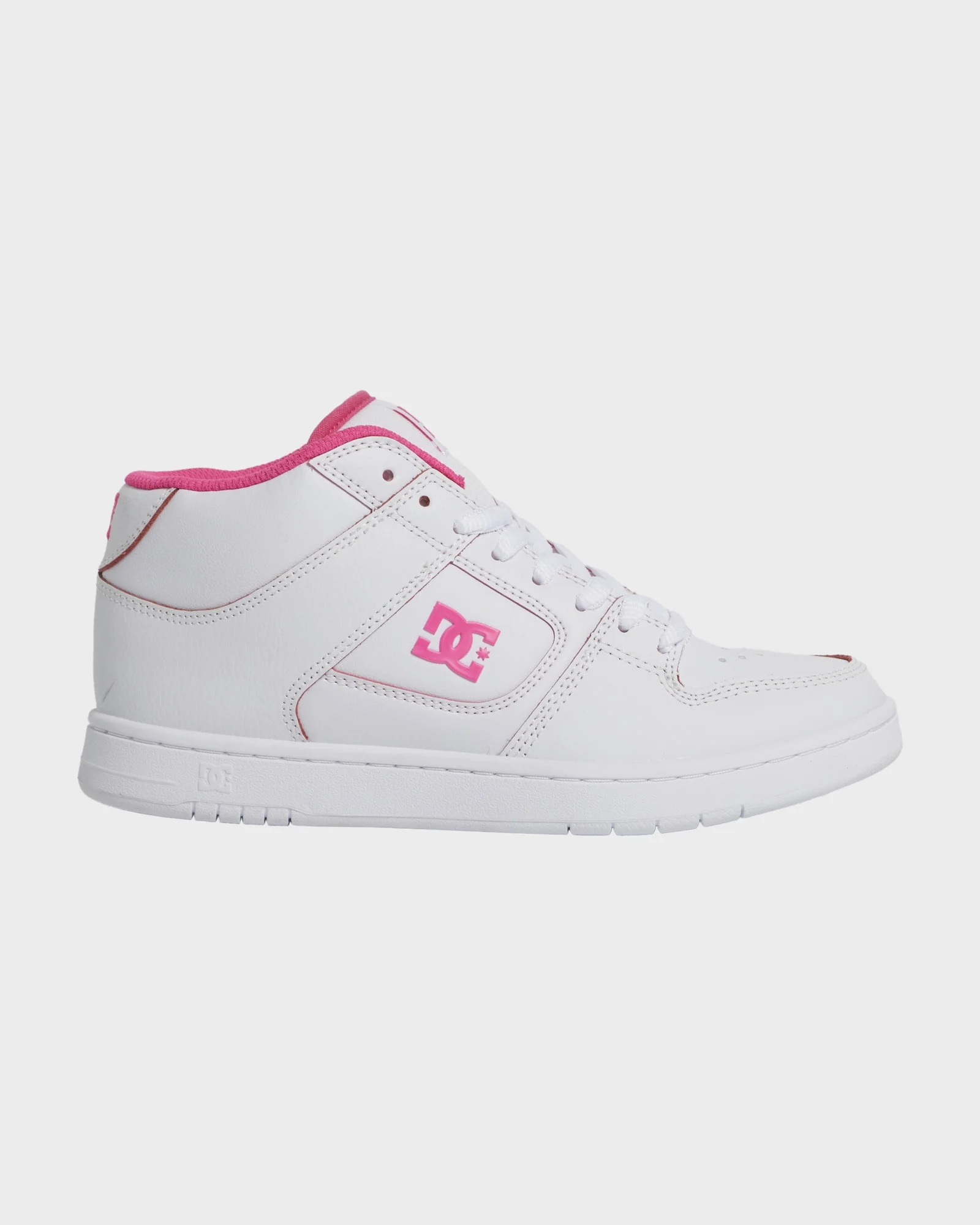 Womens Manteca Mid Skate Shoes - Image 2