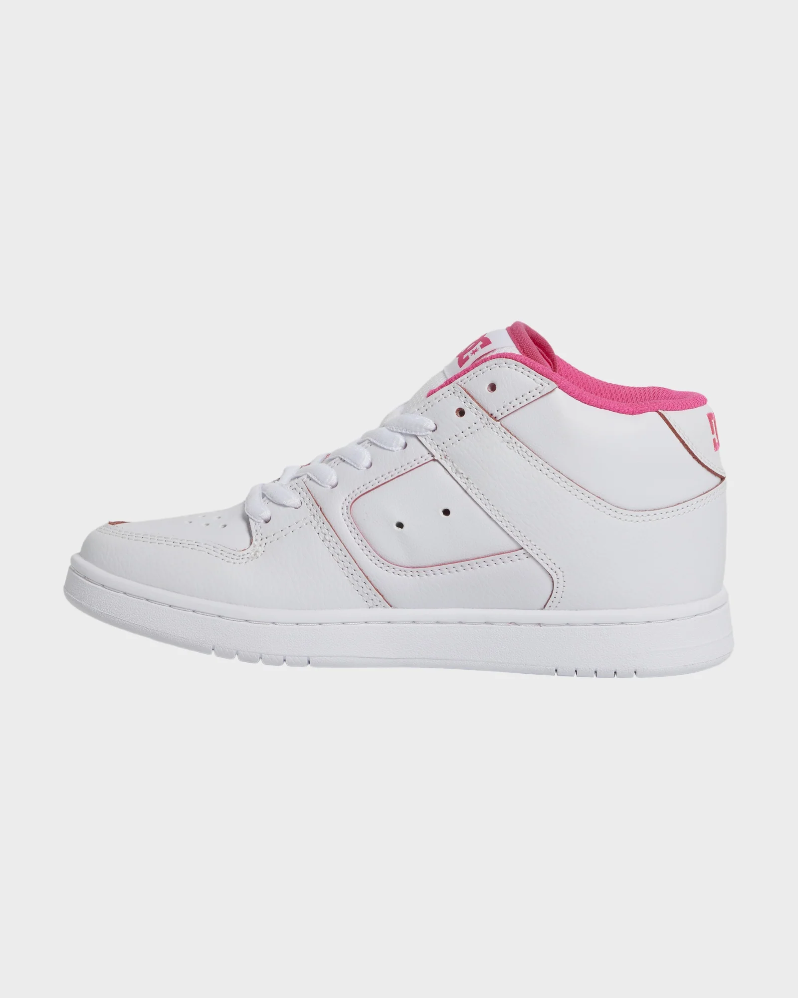 Womens Manteca Mid Skate Shoes - Image 3