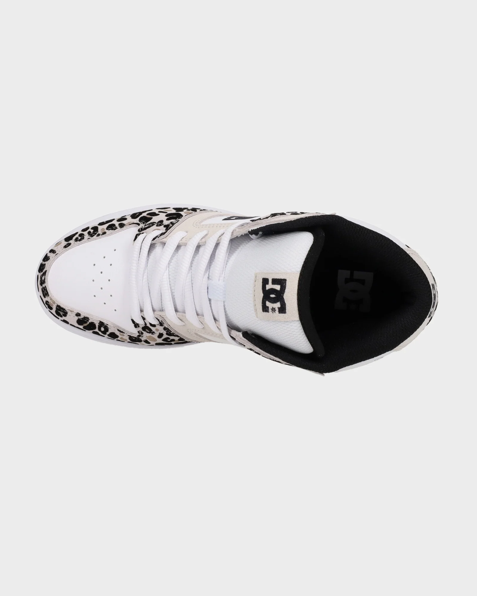 Womens Manteca 4 LX Mid Skate Shoes - Image 4
