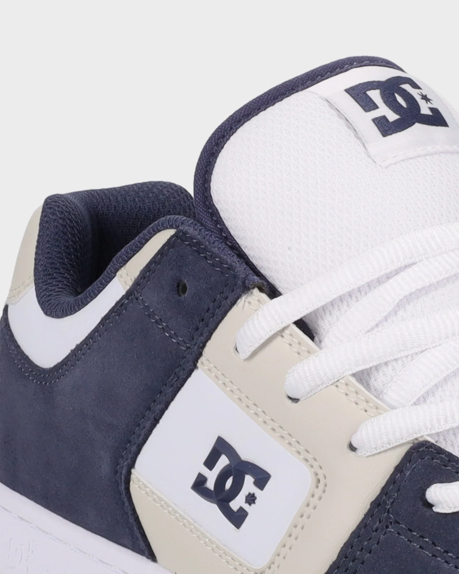 Mens Manteca 4 S Skate Shoes - Image 7