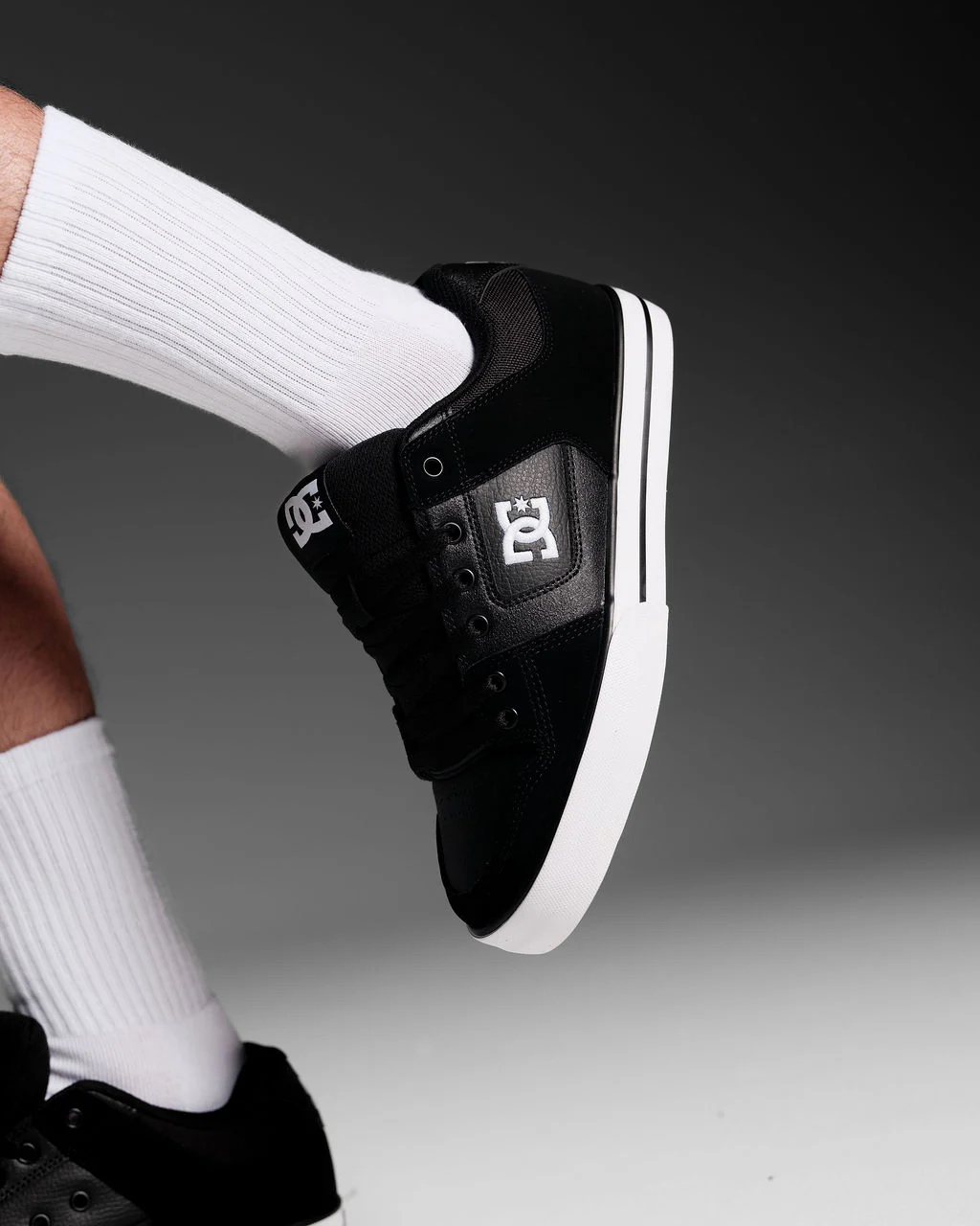 Mens Pure Sneakers - Image 3