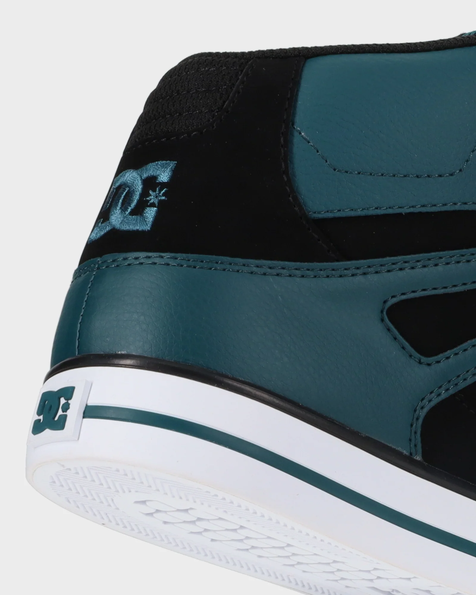 Mens Pure High-Top Skate Shoes - Image 5