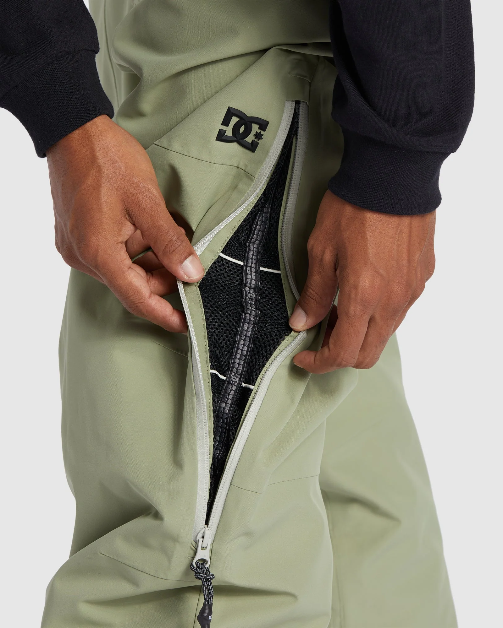 Mens Squadron 30K Snow Pants - Image 4