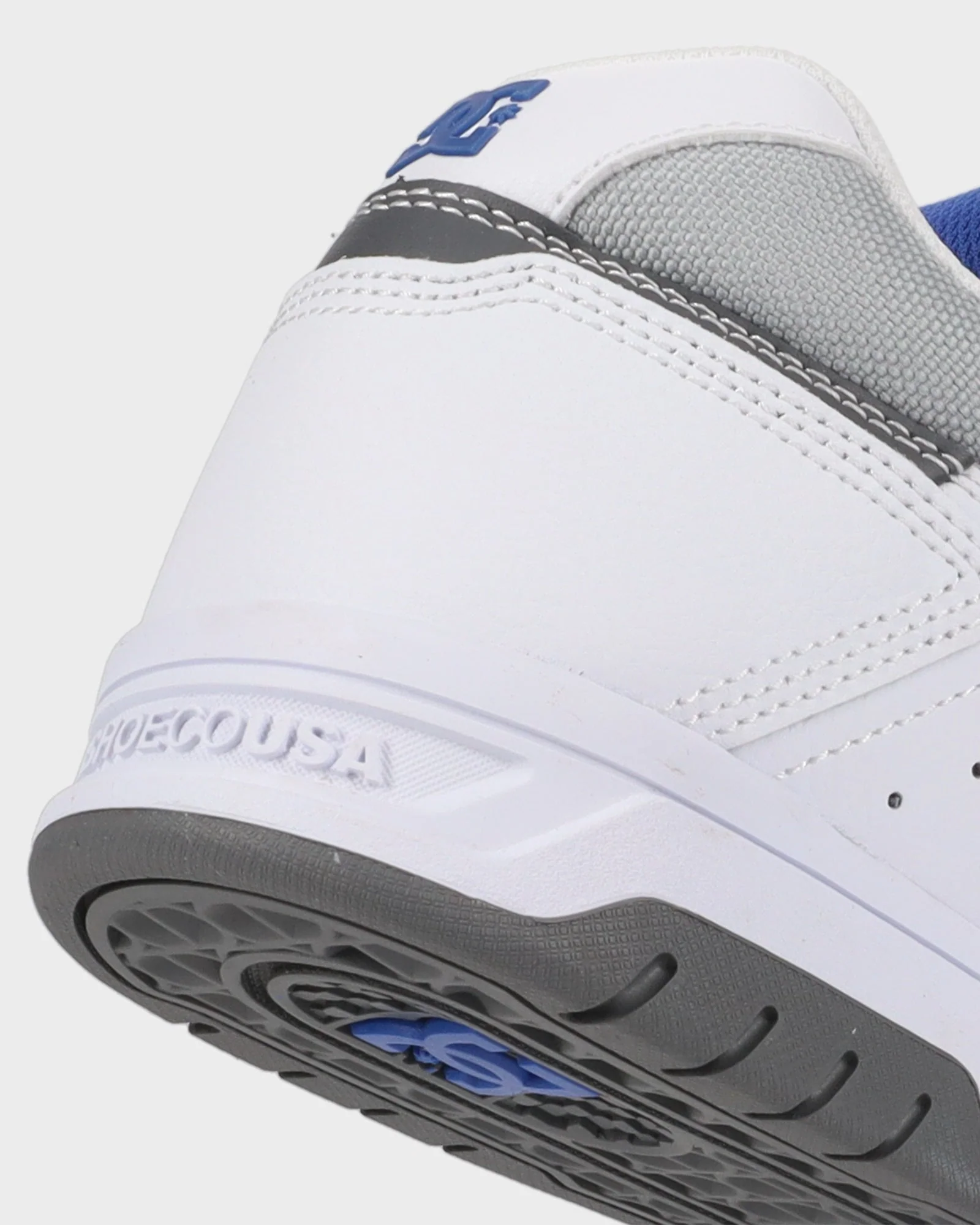 Mens Stag Sneakers - Image 8