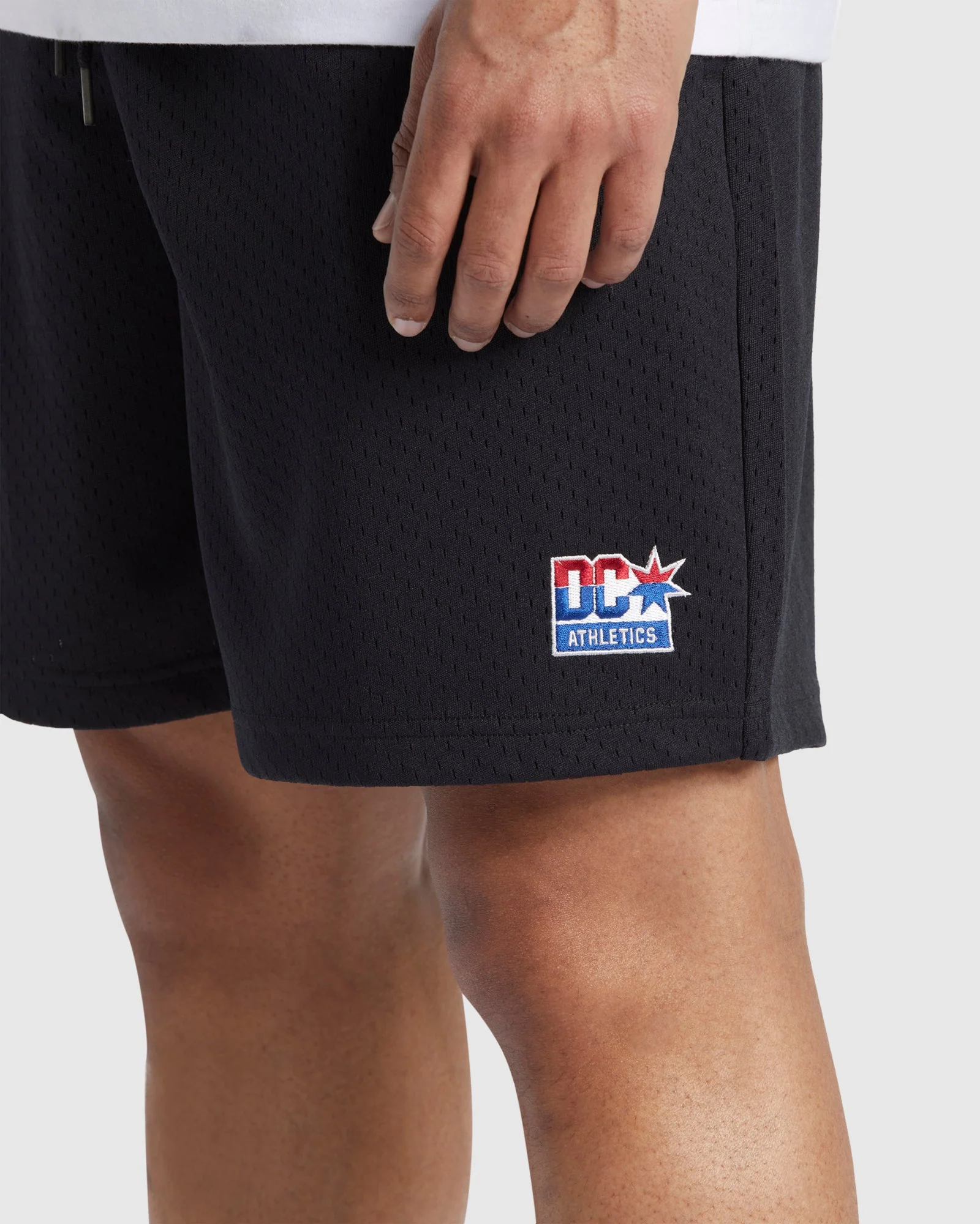 Men's The Champs 15" Technical Walk Shorts - Image 4