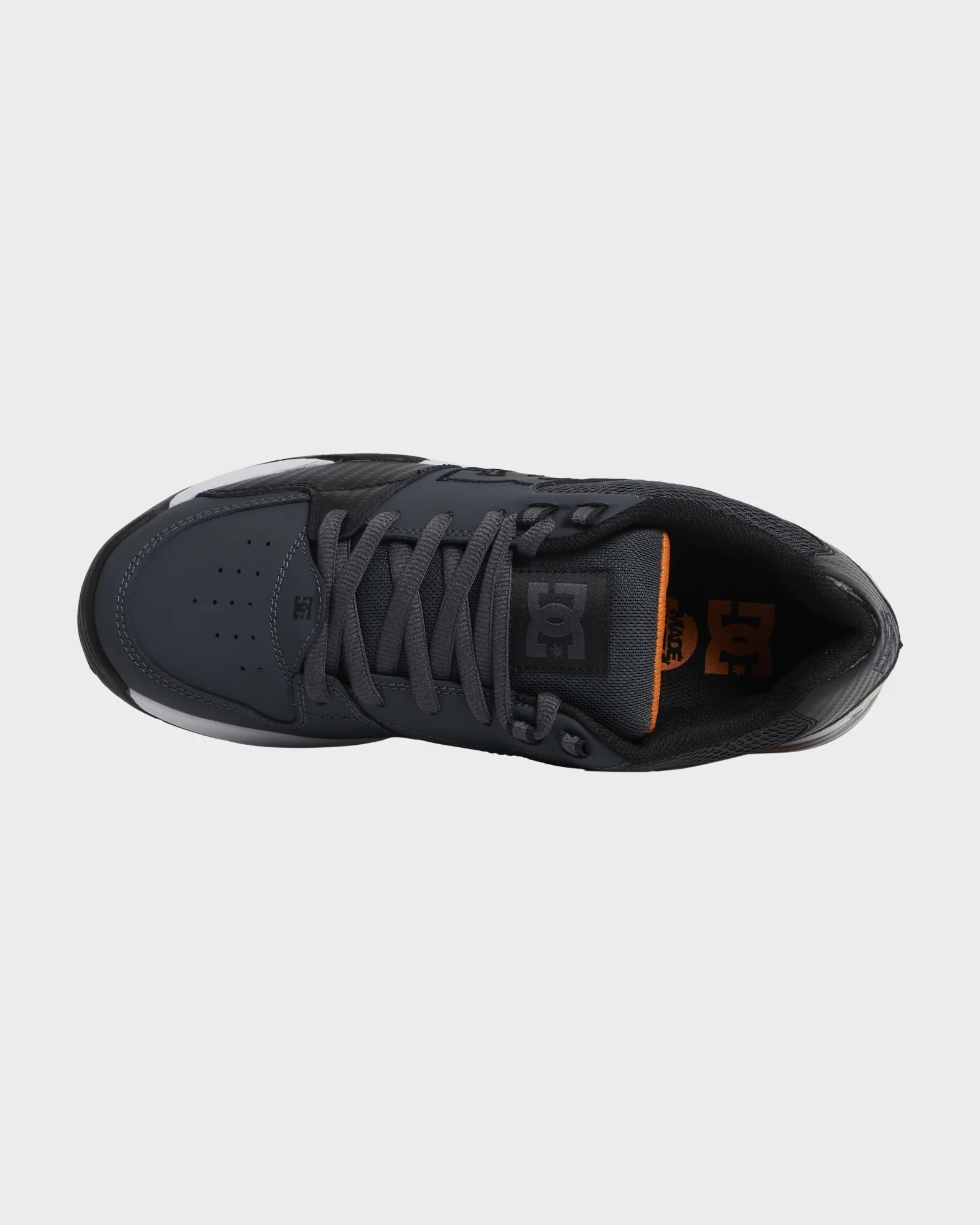 Mens Versatile Skate Shoes - Image 3