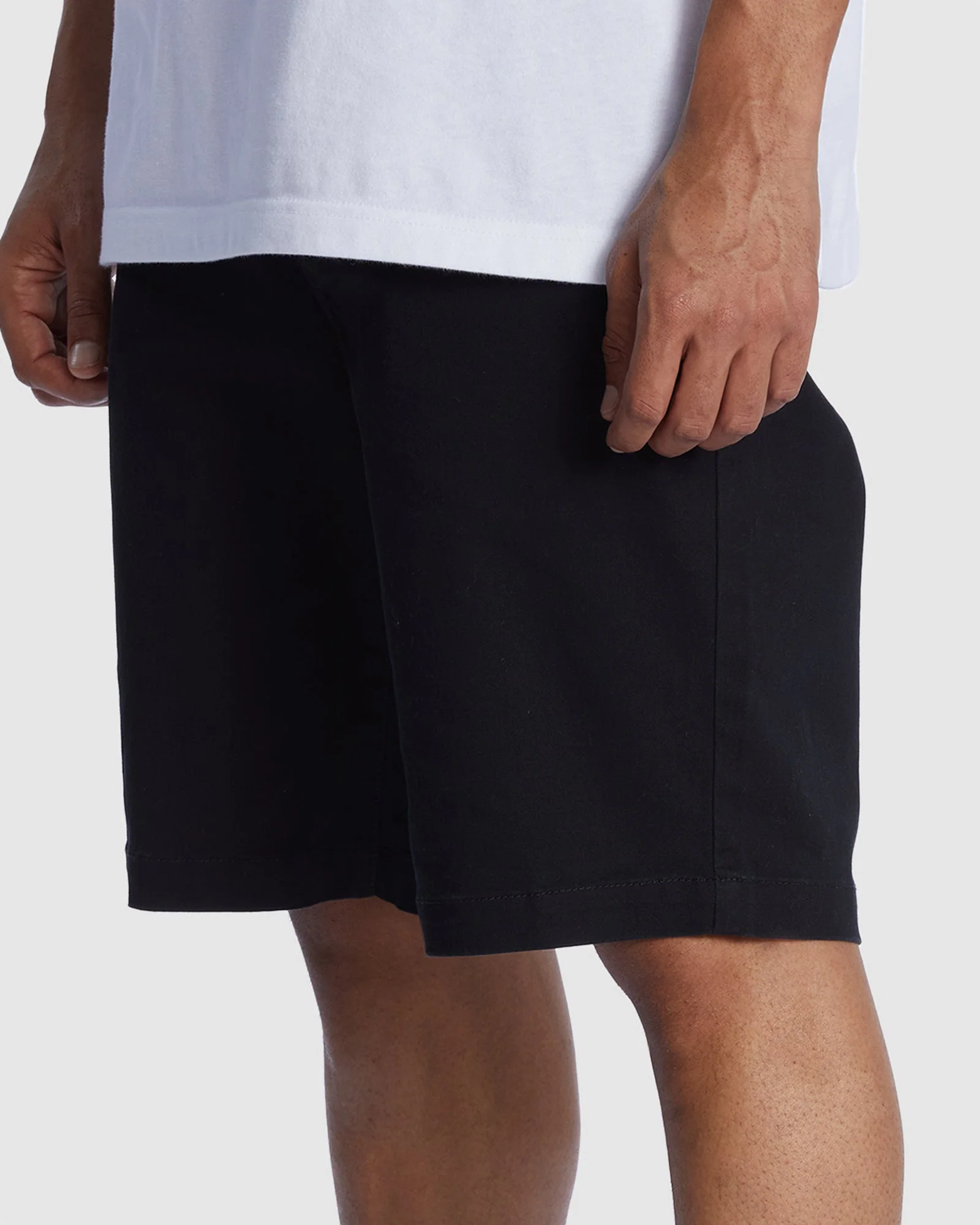 Men's Worker Relaxed Chino Shorts - Image 3